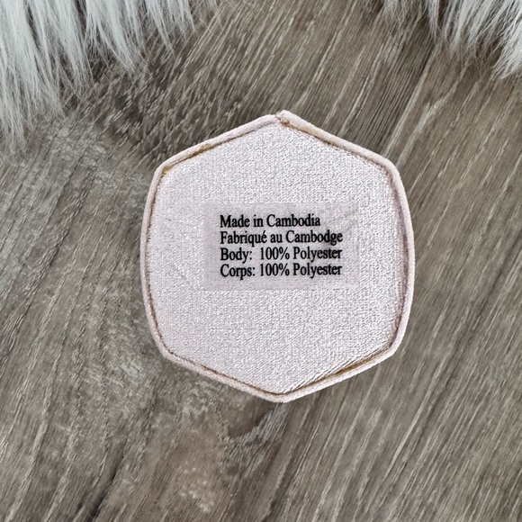 KENDRA SCOTT Davis Small Jewelry Box in Light Pink Velvet - Picture 6 of 6